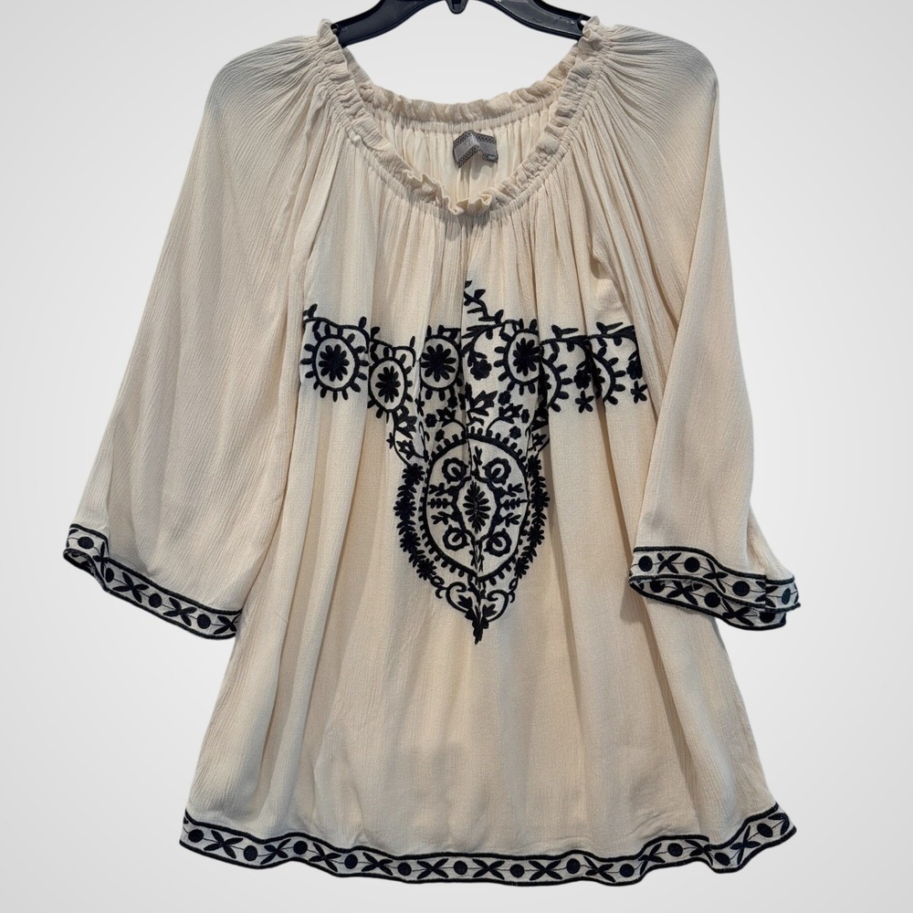 Addie Women Cream Black Embroidered Boho Peasant Blouse Tunic Rayon Small